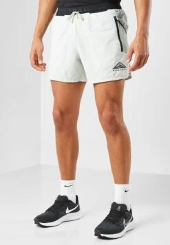 Nike 5" Dri-Fit Trail Shorts