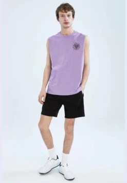 DeFacto Slim Fit Mini Shorts