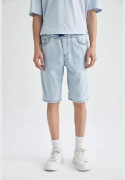 DeFacto Slim Fit Jean Short