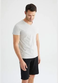 DeFacto Slim Fit V-Neck Short Sleeve T-Shirt