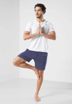 ADIDAS Yoga Logo Shorts -Sport Apparel Shop 2 zoom desktop 114
