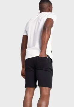 Core Shorts -Sport Apparel Shop 2 zoom desktop 203