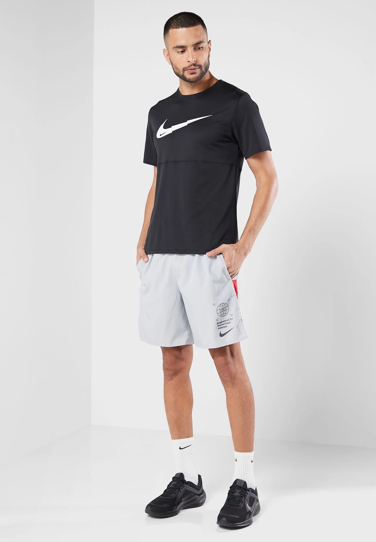 Nike 9" Dri-Fit Challenger Shorts 4 Nike 9" Dri-Fit Challenger Shorts - Image 2