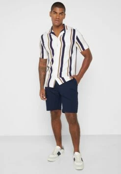 Smart Short -Sport Apparel Shop 2 zoom desktop 252