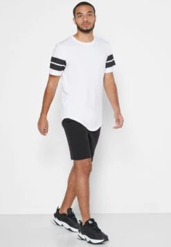 Only & Sons Neil Life Sweat Shorts -Sport Apparel Shop 2 zoom desktop 271