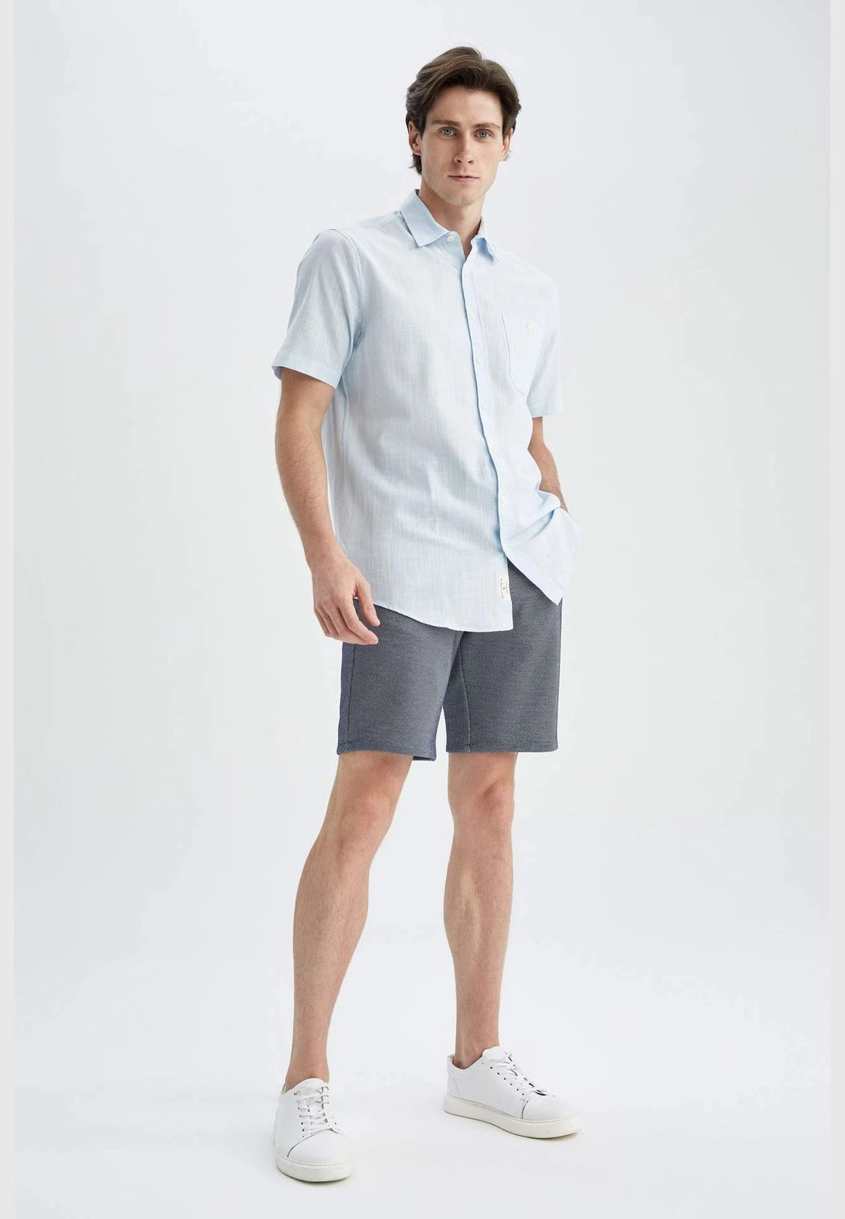 DeFacto Man Woven Bermuda 4 DeFacto Man Woven Bermuda - Image 2