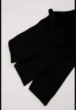 DeFacto Crew Cut Everyday Socks -Sport Apparel Shop 2 zoom desktop 572