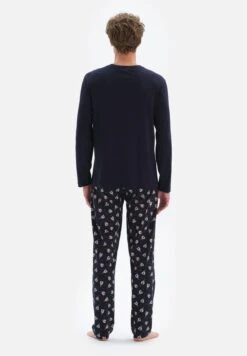 Santa Print Pyjama Set -Sport Apparel Shop 2 zoom desktop 741