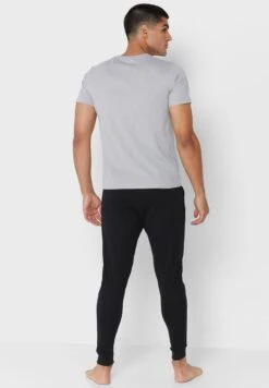 Warner Bros Rick & Morty Sustainable Pyjama Set 8 Warner Bros Rick & Morty Sustainable Pyjama Set -Sport Apparel Shop 2 zoom desktop 761