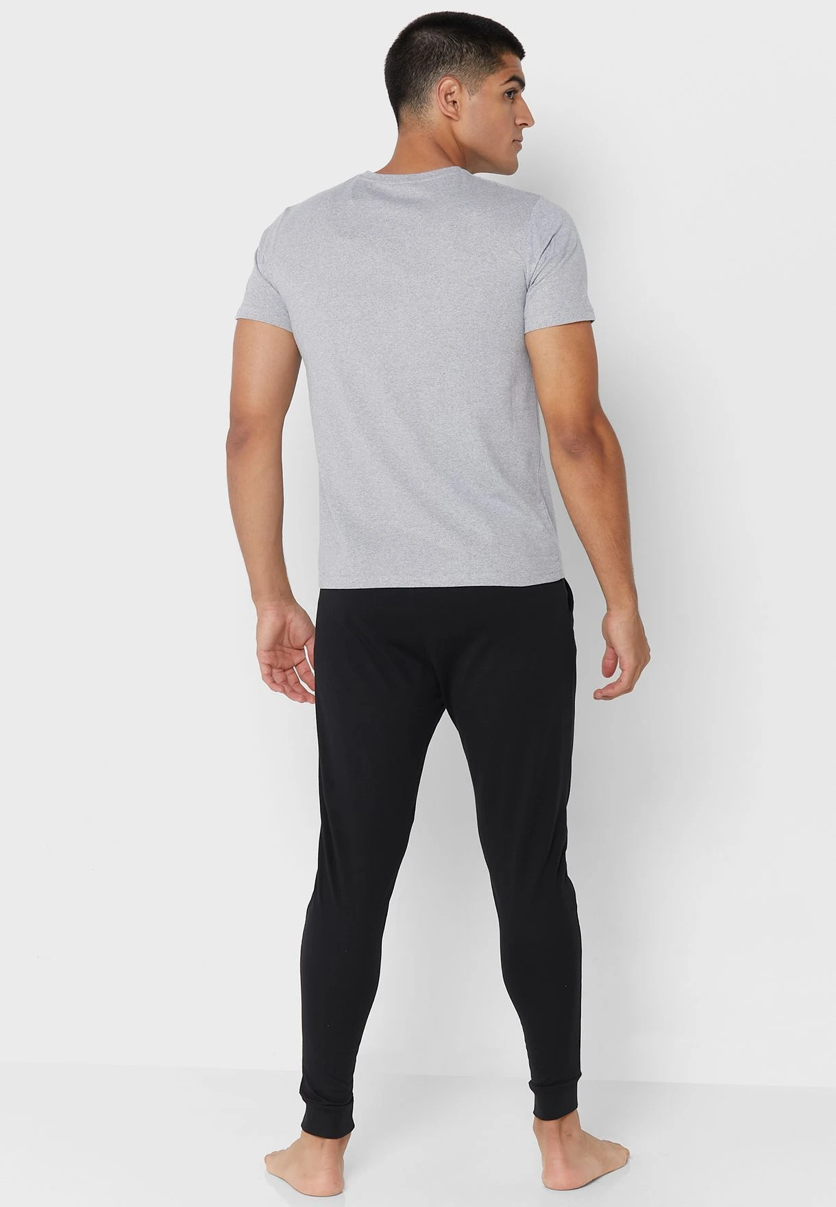 Warner Bros Rick & Morty Sustainable Pyjama Set 4 Warner Bros Rick & Morty Sustainable Pyjama Set - Image 2