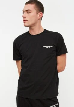 Trendyol Slogan Pyjama Set -Sport Apparel Shop 2 zoom desktop 852