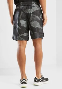Nike 9" Dri-Fit Challenger Camo Shorts -Sport Apparel Shop 3 zoom desktop 108