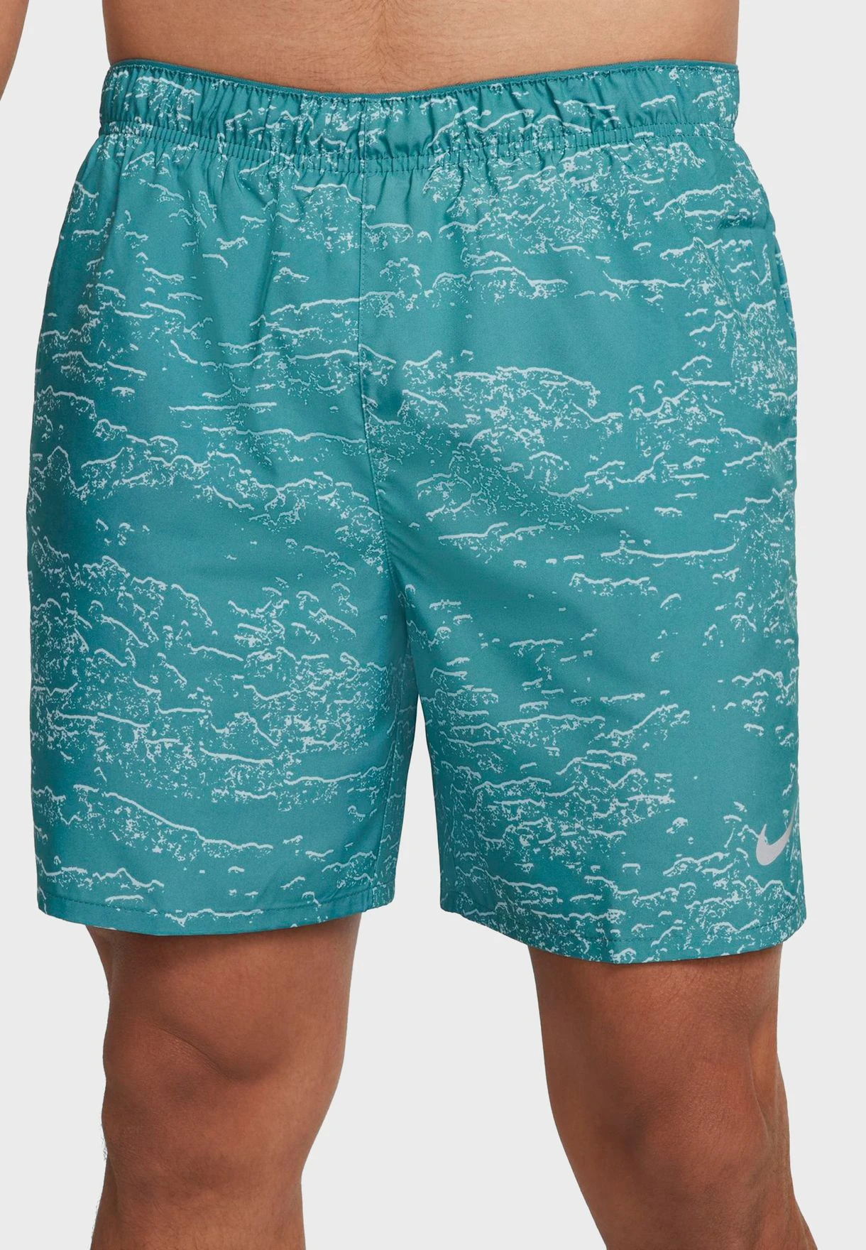 Nike Dri-Fit Challenger Shorts 5 Nike Dri-Fit Challenger Shorts - Image 3