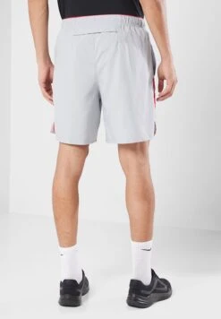 Nike 9" Dri-Fit Challenger Shorts 10 Nike 9" Dri-Fit Challenger Shorts -Sport Apparel Shop 3 zoom desktop 224