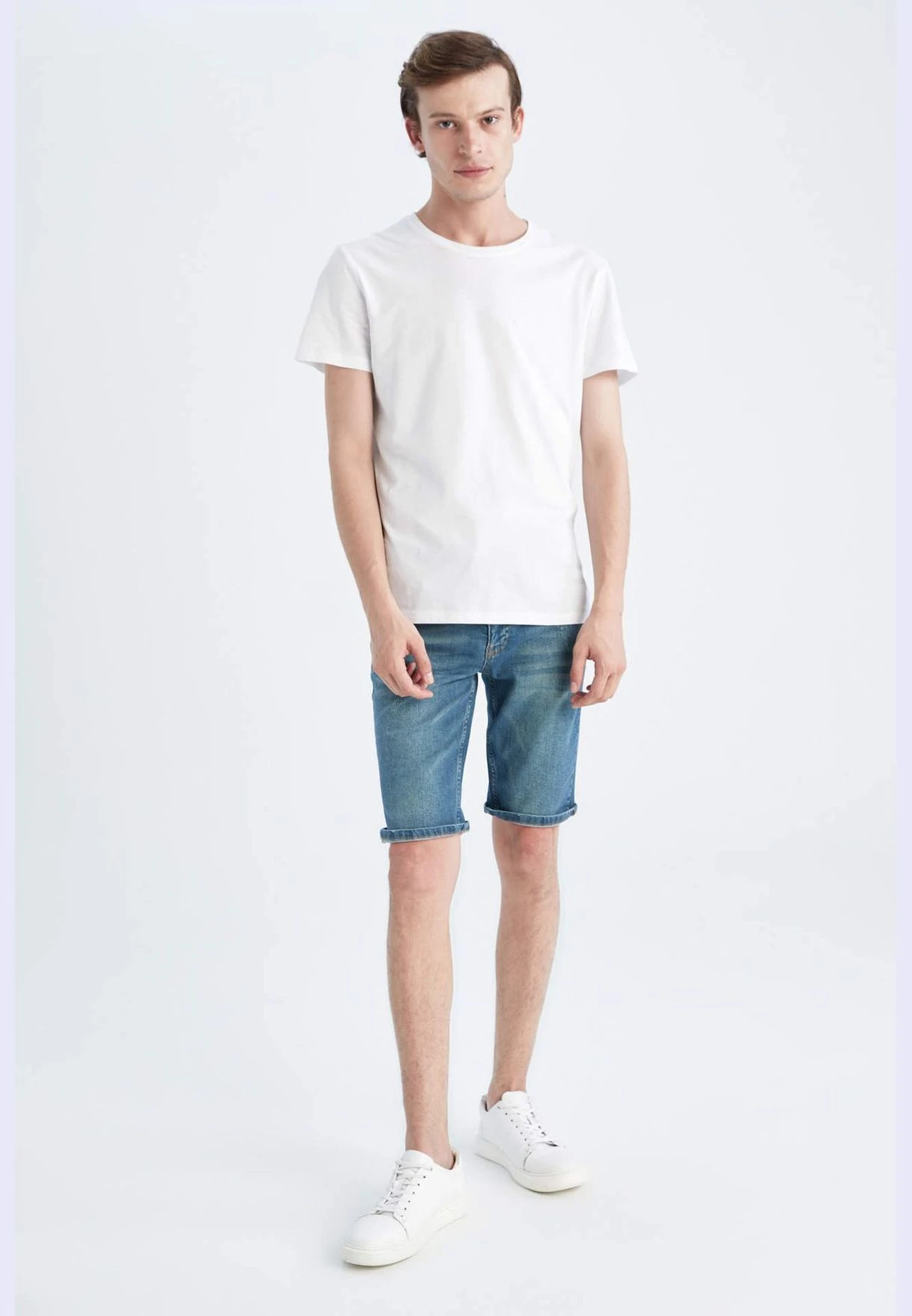 DeFacto Man Skinny Fit Denim Bermuda 5 DeFacto Man Skinny Fit Denim Bermuda - Image 3