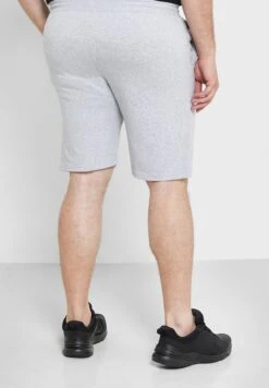 Plus Size Short -Sport Apparel Shop 3 zoom desktop 313