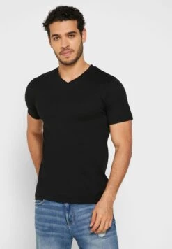 5 Pack Essential V Neck T-Shirts -Sport Apparel Shop 3 zoom desktop 408