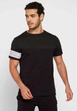 Striped Detailed Set -Sport Apparel Shop 3 zoom desktop 485