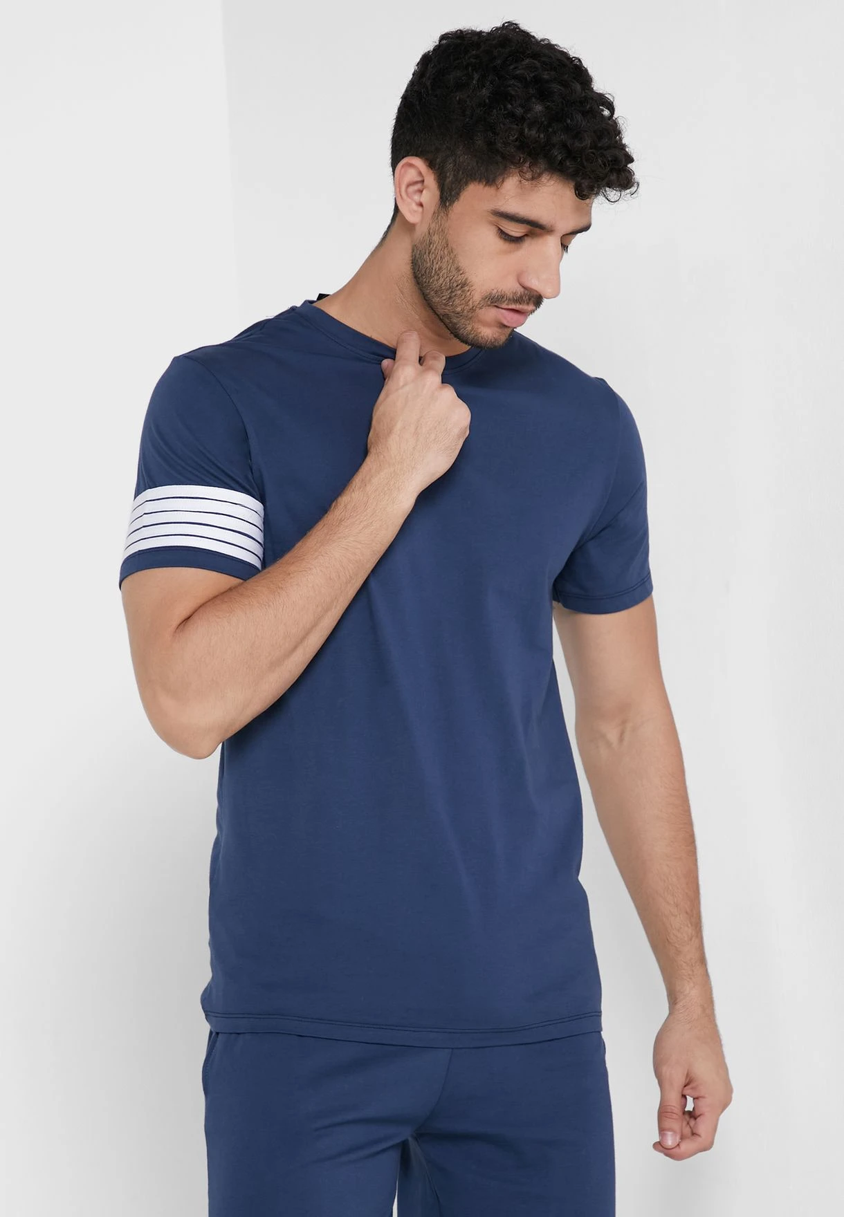 Striped Detailed T-Shirt & Shorts Set 5 Striped Detailed T-Shirt & Shorts Set - Image 3