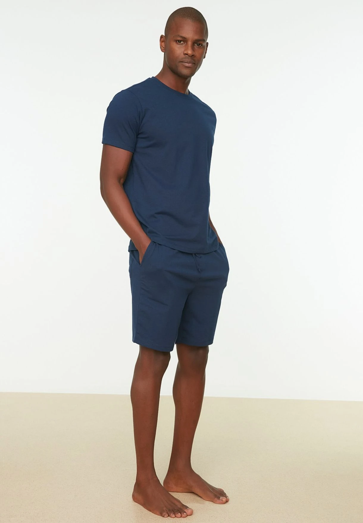 Trendyol Essential Pyjama Set 5 Trendyol Essential Pyjama Set - Image 3