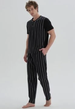 Stripe V Neck T-Shirt And Pyjama Set -Sport Apparel Shop 3 zoom desktop 656