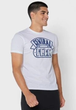 Warner Bros Friends Sustainable Pyjama Set -Sport Apparel Shop 3 zoom desktop 704