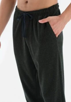 Essential Pyjama Set -Sport Apparel Shop 3 zoom desktop 757