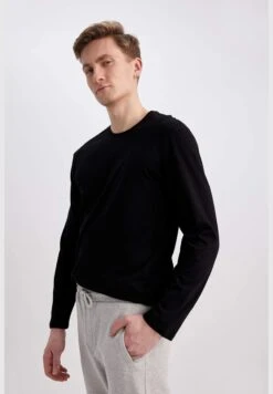 DeFacto Man Crew Neck Long Sleeve Homewear Knitted Tops 9 DeFacto Man Crew Neck Long Sleeve Homewear Knitted Tops -Sport Apparel Shop 3 zoom desktop 812