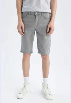 DeFacto Slim Fit Denim Shorts 14 DeFacto Slim Fit Denim Shorts -Sport Apparel Shop 4 zoom desktop 234