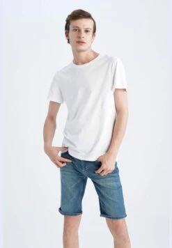 DeFacto Man Skinny Fit Denim Bermuda 13 DeFacto Man Skinny Fit Denim Bermuda -Sport Apparel Shop 4 zoom desktop 290