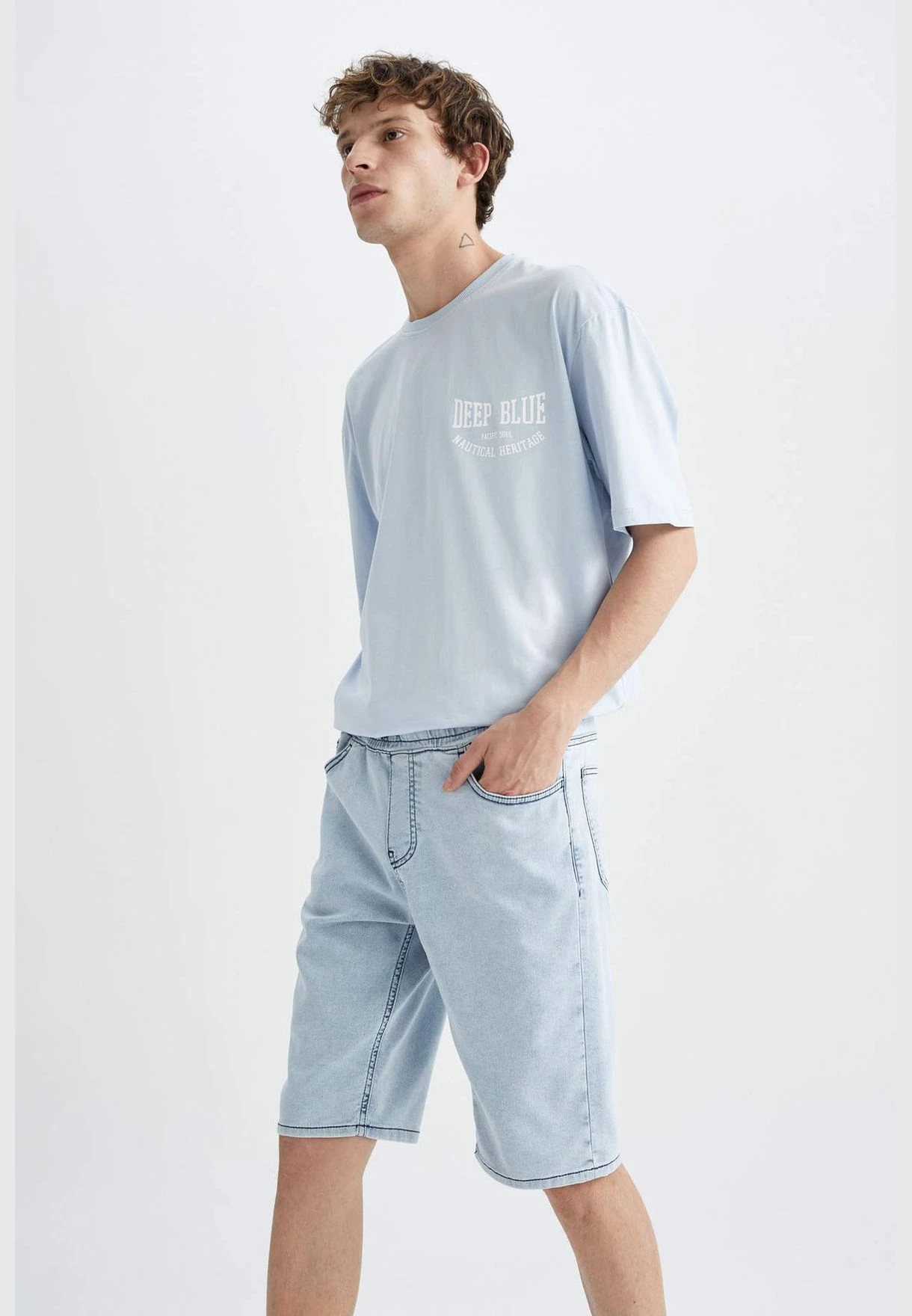 DeFacto Slim Fit Jean Short 6 DeFacto Slim Fit Jean Short - Image 4