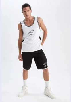 DeFacto Man Fit Shaquille O'Neal Licenced Oversize Fit Bottom Knitted Short -Sport Apparel Shop 4 zoom desktop 307