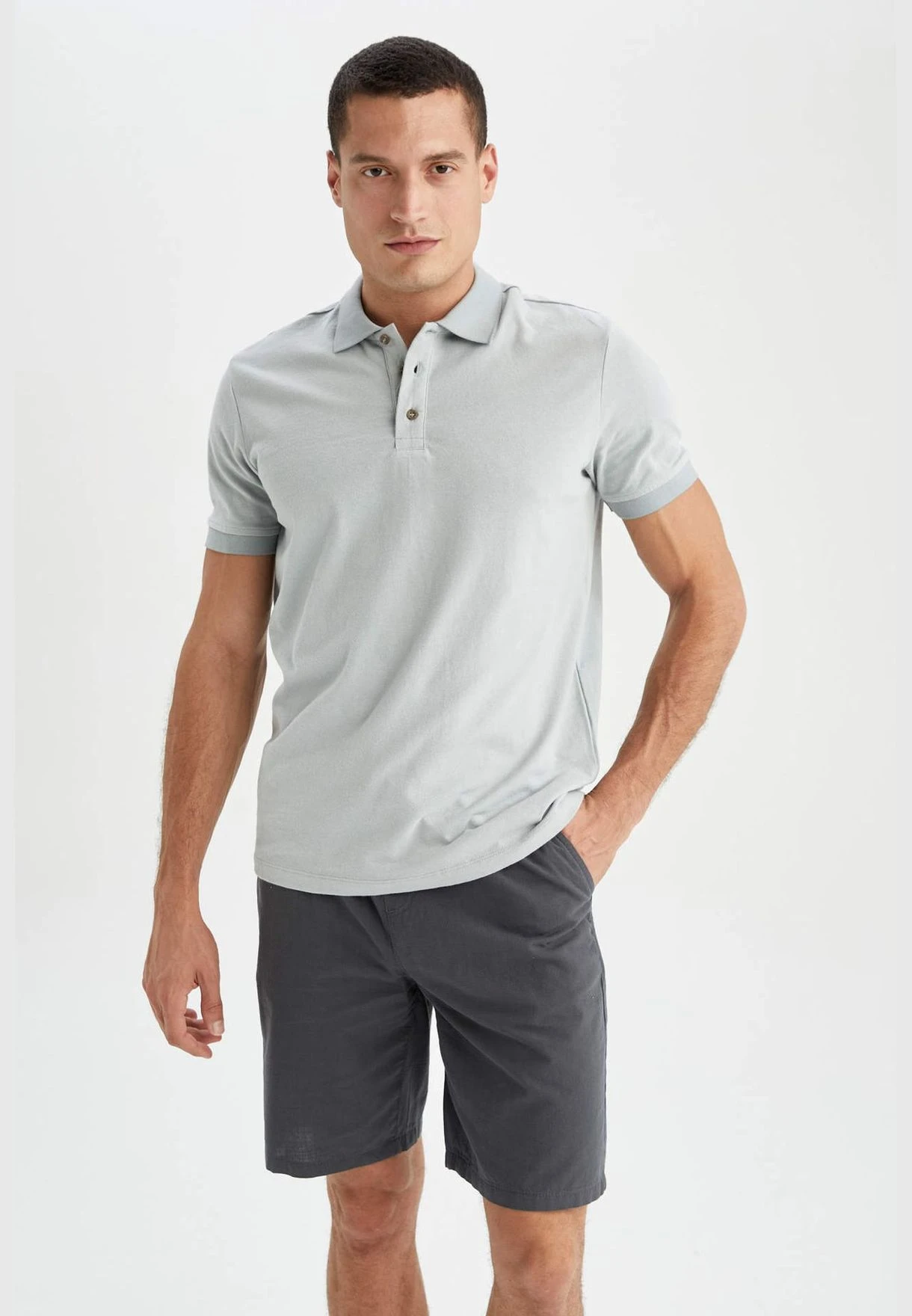 DeFacto Man Regular Fit Woven Bottom Woven Short 6 DeFacto Man Regular Fit Woven Bottom Woven Short - Image 4