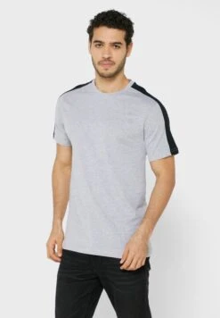 3 Pack Panel T-Shirts -Sport Apparel Shop 4 zoom desktop 401