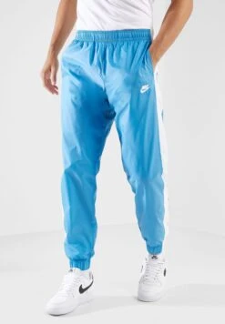 Nike Club Woven Hooded Tracksuit -Sport Apparel Shop 4 zoom desktop 448