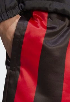 ADIDAS Xpress Shorts 10 ADIDAS Xpress Shorts -Sport Apparel Shop 4 zoom desktop 46