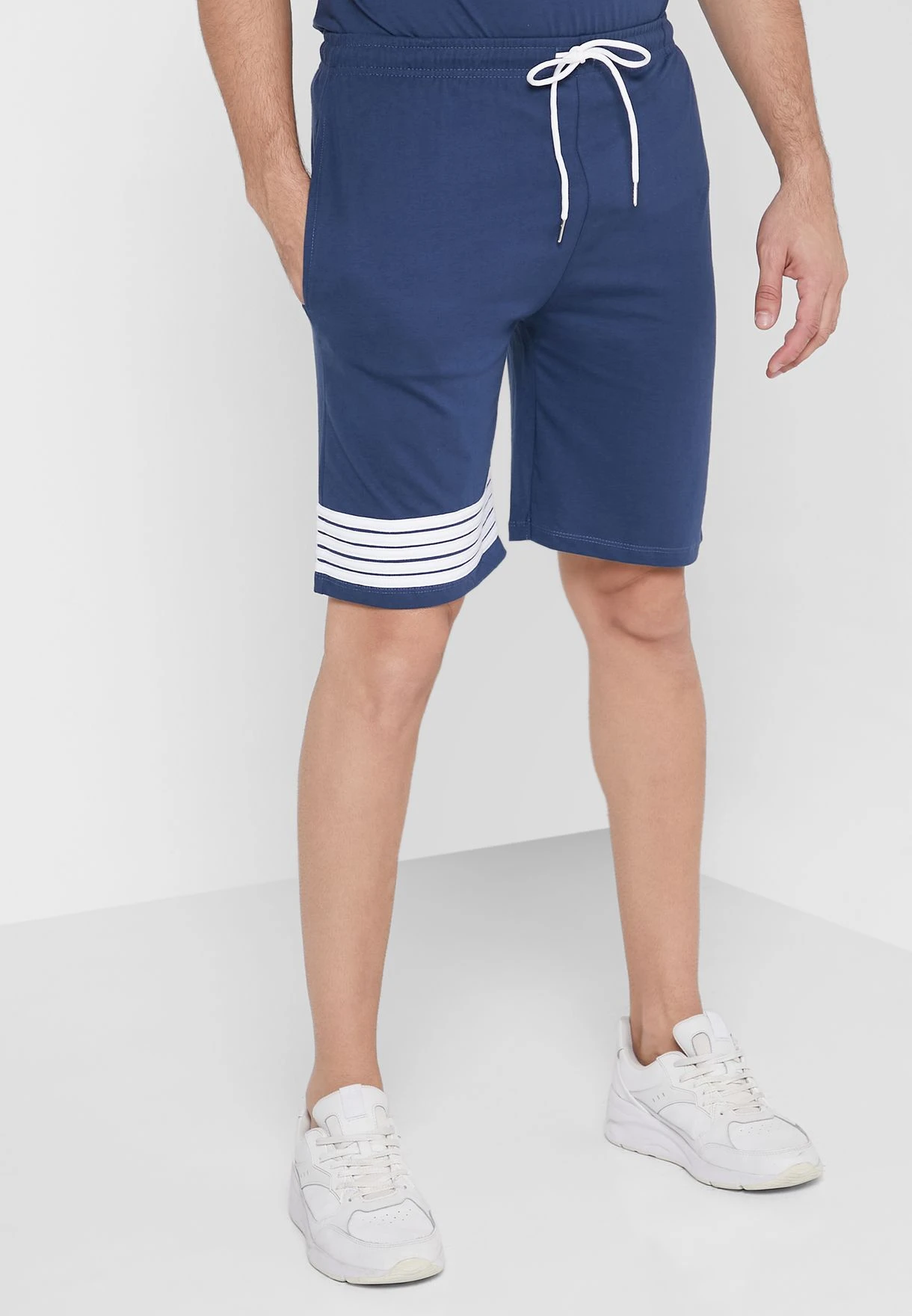 Striped Detailed T-Shirt & Shorts Set 6 Striped Detailed T-Shirt & Shorts Set - Image 4