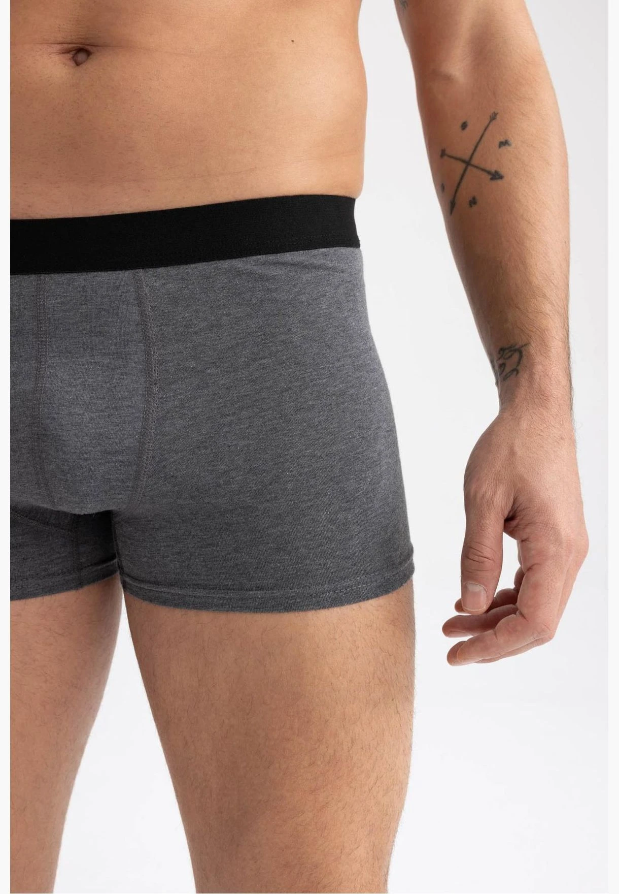 DeFacto Regular Hem Knitted Boxers 6 DeFacto Regular Hem Knitted Boxers - Image 4