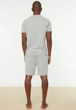 Trendyol Essential Pyjamas Set -Sport Apparel Shop 4 zoom desktop 644