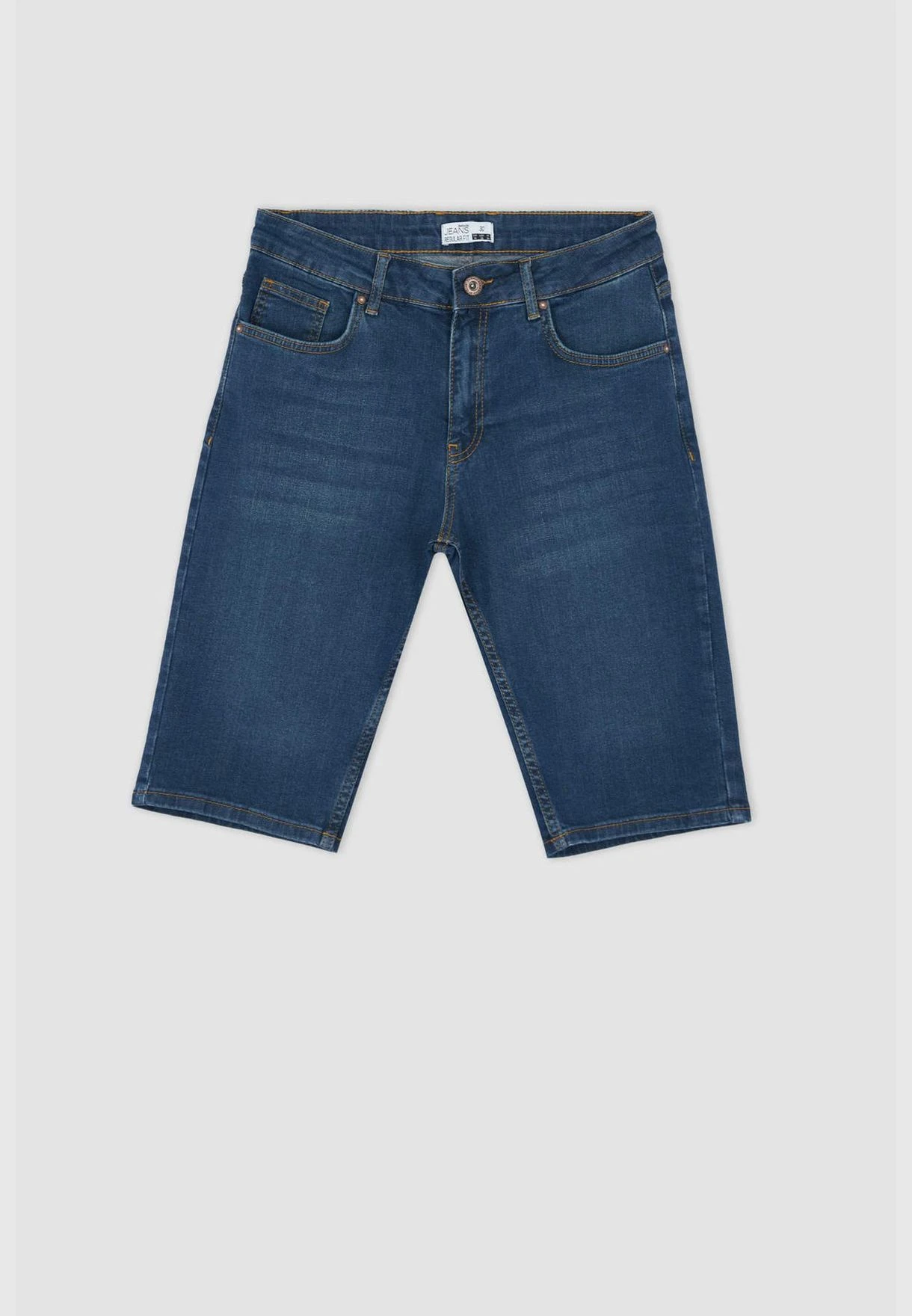 DeFacto Regular Fit Midi Jean Bermuda Shorts 7 DeFacto Regular Fit Midi Jean Bermuda Shorts - Image 5