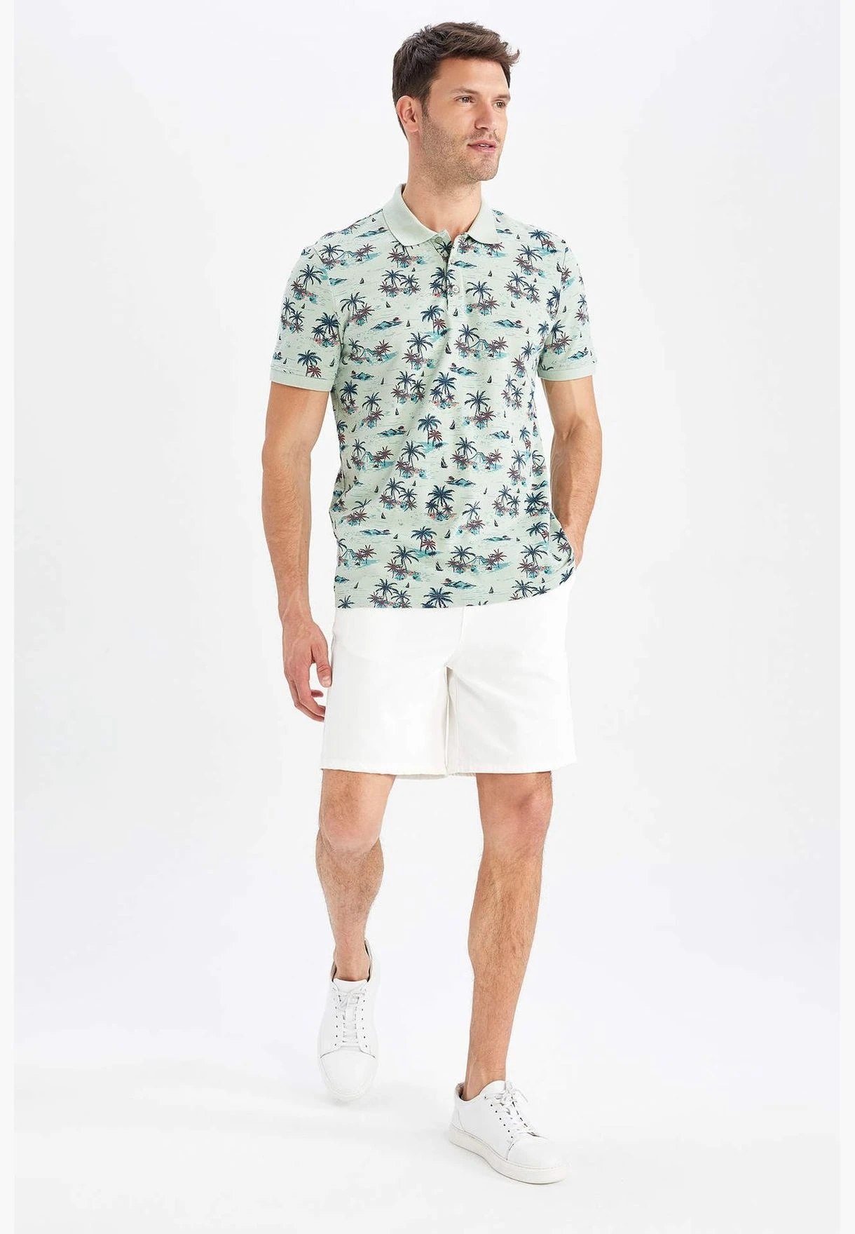 DeFacto Relax Fit Side Pockets Short 7 DeFacto Relax Fit Side Pockets Short - Image 5