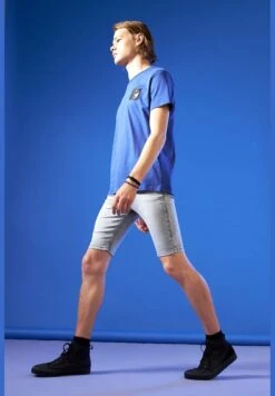 DeFacto Skinny Fit Denin Bermuda Shorts -Sport Apparel Shop 5 zoom desktop 180