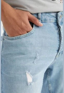 DeFacto Man Slim Fit Denim Bermuda -Sport Apparel Shop 5 zoom desktop 183