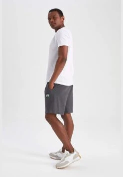 DeFacto Man NBA Boston Celtics Licenced Knitted Short -Sport Apparel Shop 5 zoom desktop 198