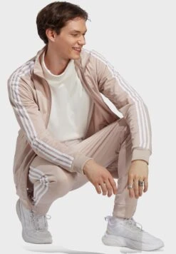 ADIDAS 3 Stripe Tricot Tracksuit -Sport Apparel Shop 5 zoom desktop 323