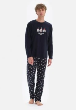 Santa Print Pyjama Set -Sport Apparel Shop 5 zoom desktop 439