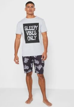 Sleepy Vibes Only Pyjama Shorts Set 11 Sleepy Vibes Only Pyjama Shorts Set -Sport Apparel Shop 5 zoom desktop 453