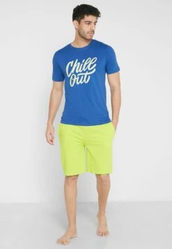Chill Out Pyjama Shorts Set -Sport Apparel Shop 5 zoom desktop 513