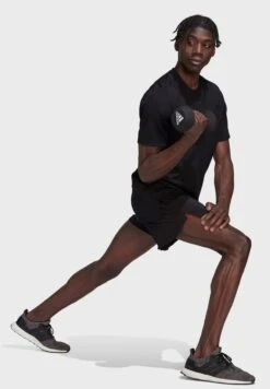 ADIDAS Cord Logo Shorts 11 ADIDAS Cord Logo Shorts -Sport Apparel Shop 5 zoom desktop 89