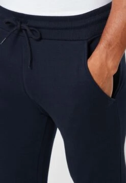 2 Pack Essential Joggers -Sport Apparel Shop 6 zoom desktop 124